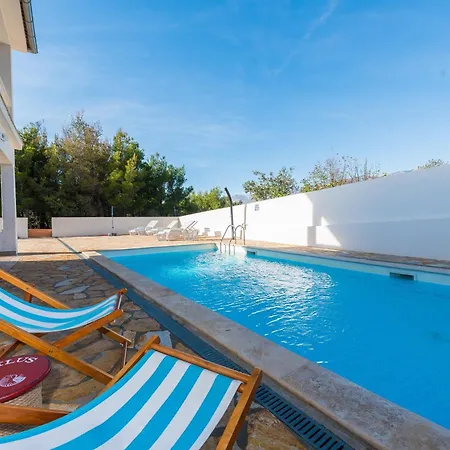 House With A Swimming Pool Rovanjska, Paklenica - 25377 Semesterbostad