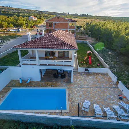 House With A Swimming Pool Rovanjska, Paklenica - 25377 Semesterbostad *