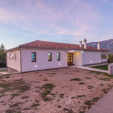 House With A Swimming Pool Rovanjska, Paklenica - 25377 Semesterbostad